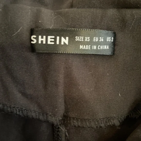 Womens hooded light weight jacket - Picture 2 of 4